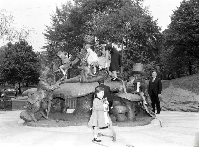 Alice in Wonderland with Robert Moses