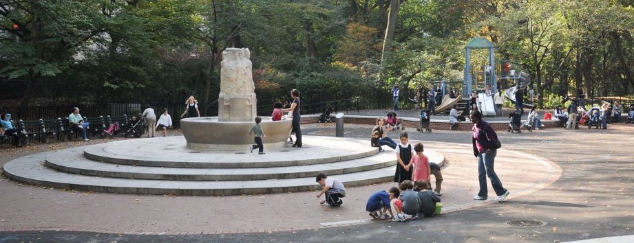 Children playing in the Sophie Loeb Fountain