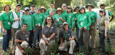 Volunteer Management: Running a Successful Horticulture Volunteer Program (3/3/16)