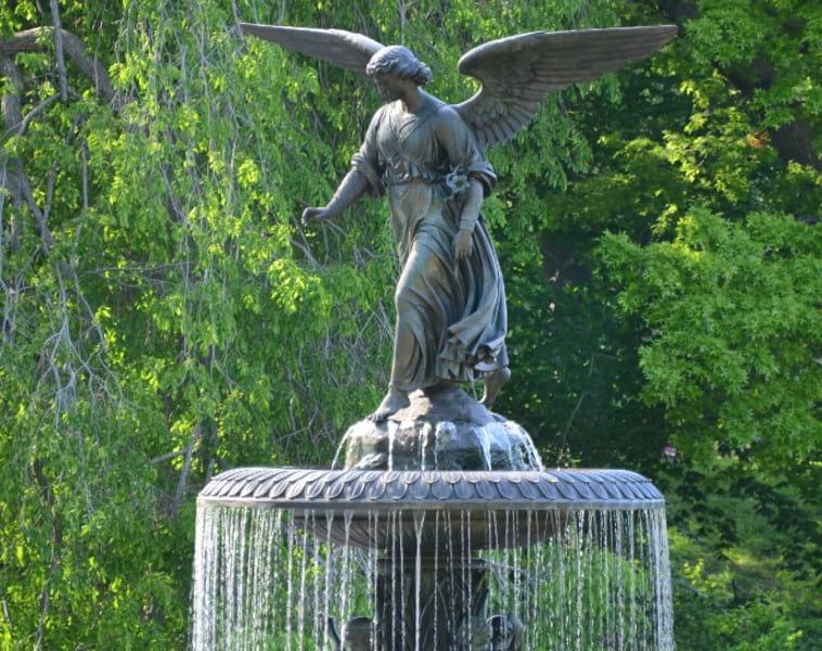 The fountain at Bethesda Terrace in summer