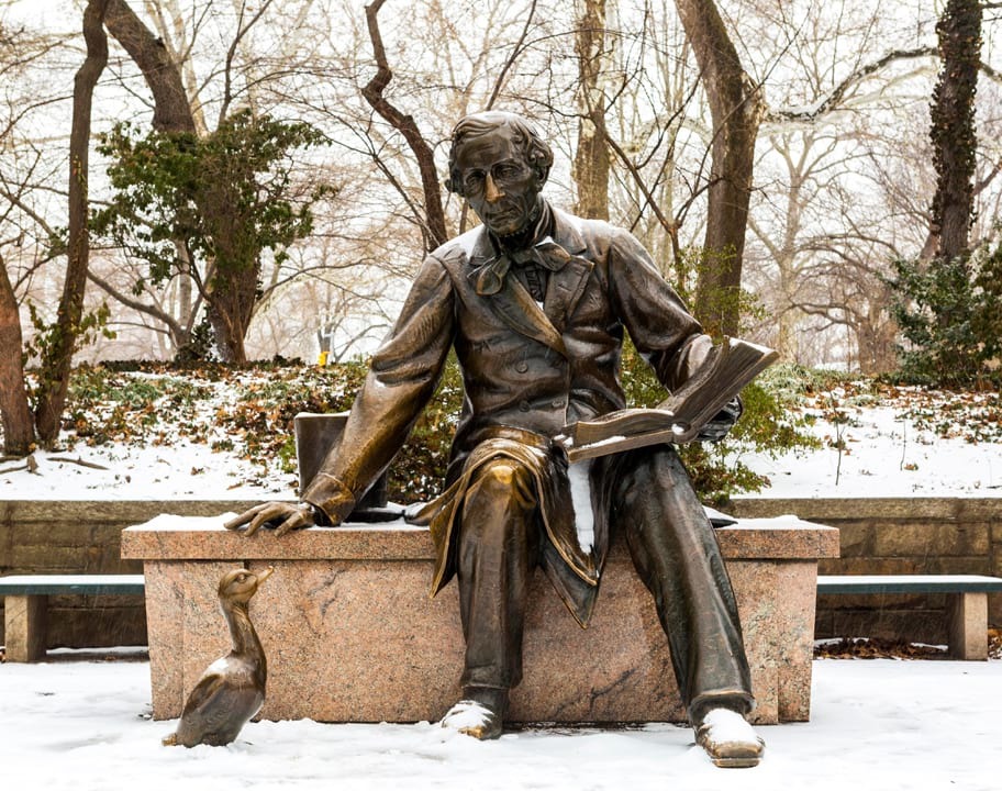 Lewis Carroll statue in winter